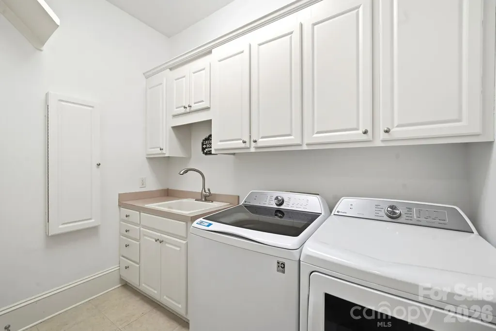 11120 Mcclure Manor Drive Charlotte NC 28277