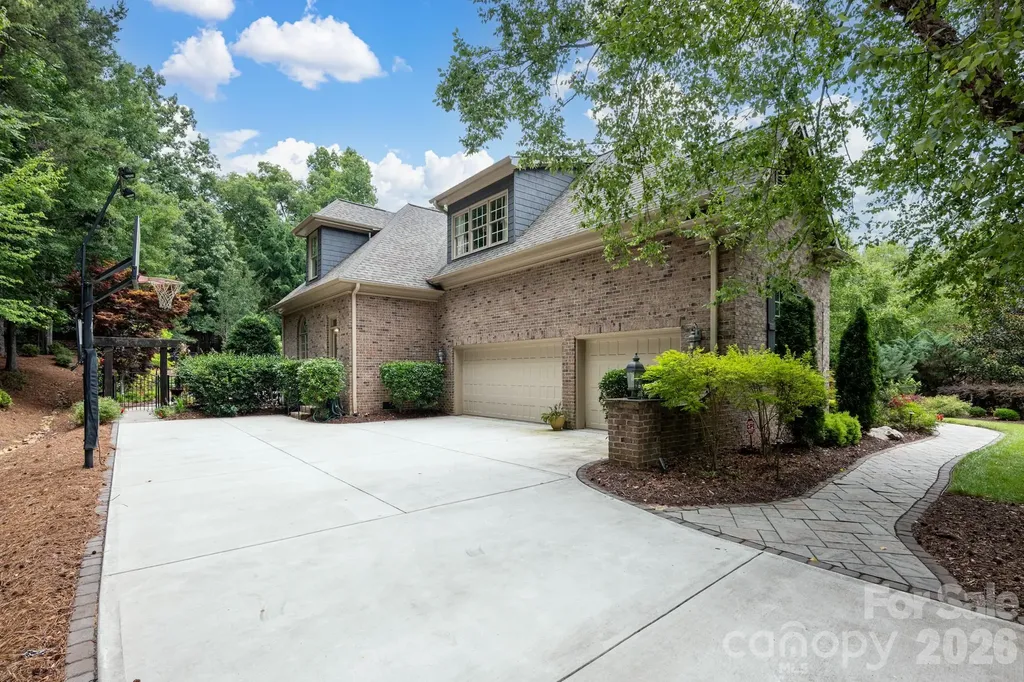 3582 Farmstone Court Kannapolis NC 28081