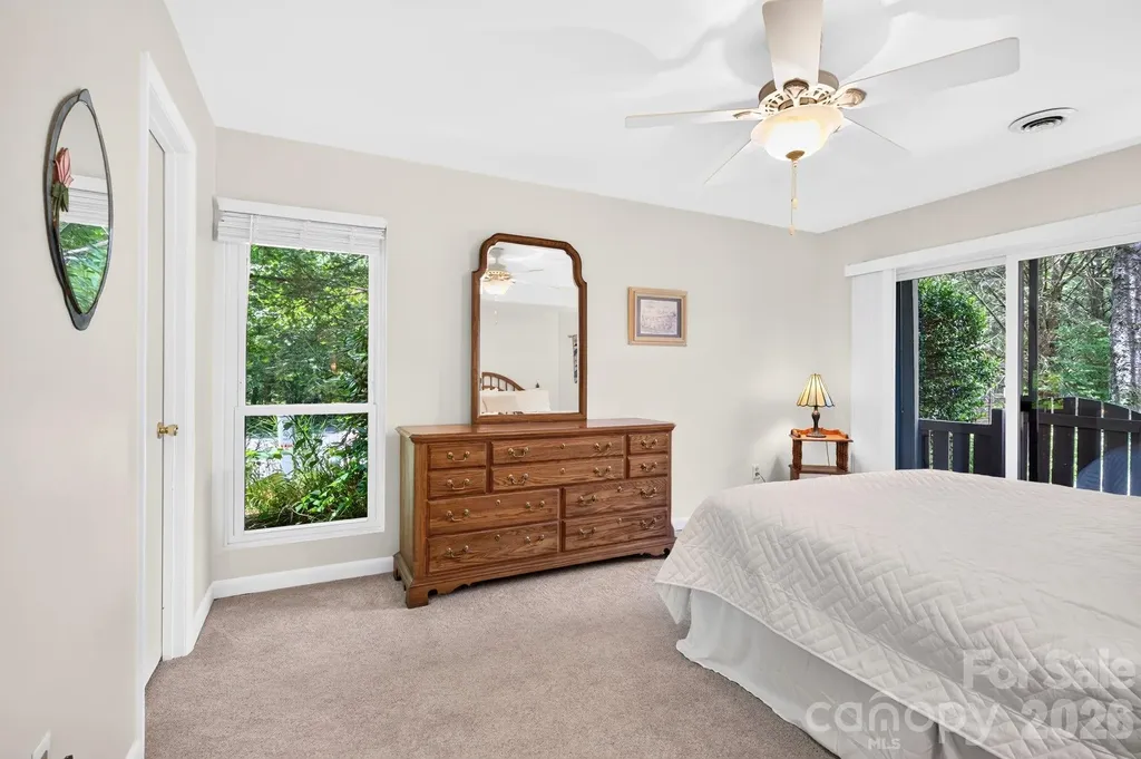 43 Ravencroft Lane Asheville NC 28803