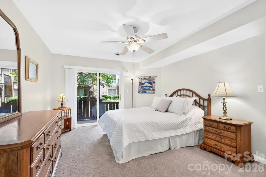 43 Ravencroft Lane Asheville NC 28803