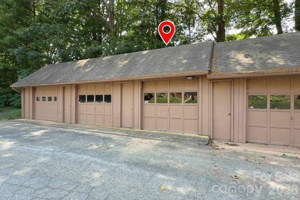 43 Ravencroft Lane Asheville NC 28803