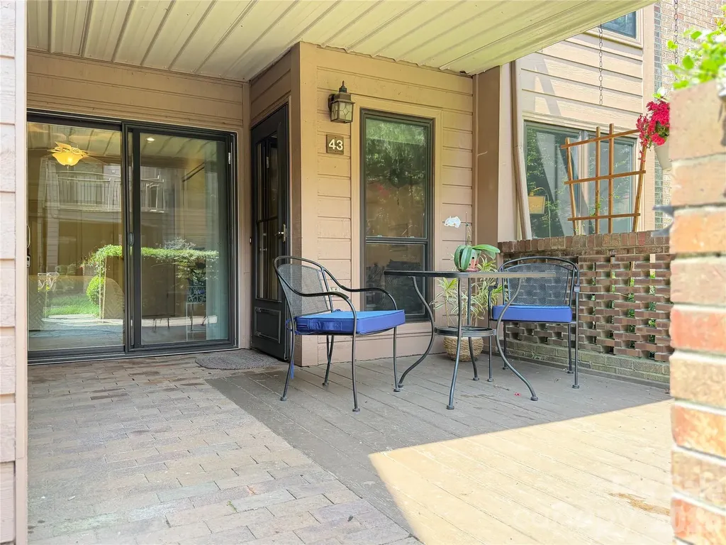 43 Ravencroft Lane Asheville NC 28803