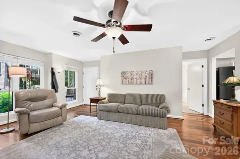 43 Ravencroft Lane Asheville NC 28803
