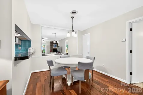 43 Ravencroft Lane Asheville NC 28803