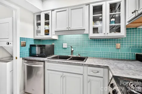 43 Ravencroft Lane Asheville NC 28803