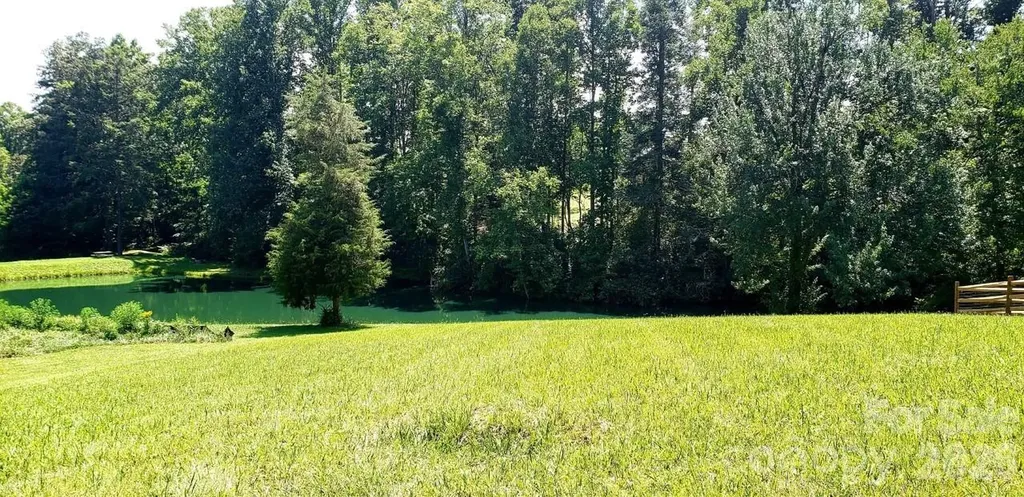 12 Farm Pond Lane Candler NC 28715