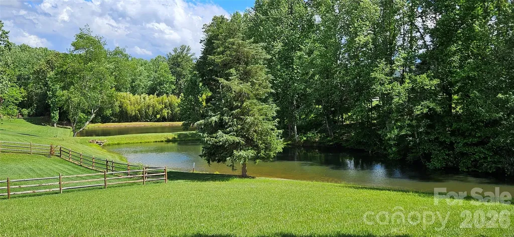 12 Farm Pond Lane Candler NC 28715