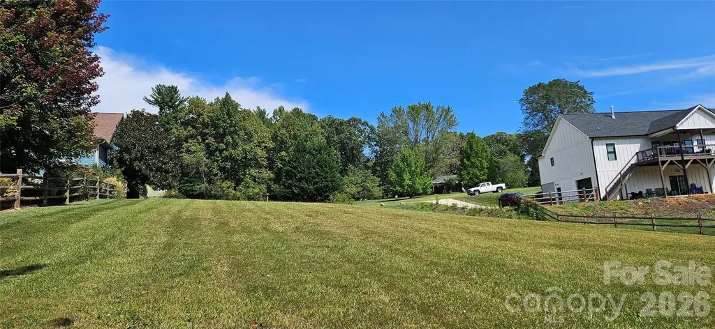 12 Farm Pond Lane Candler NC 28715