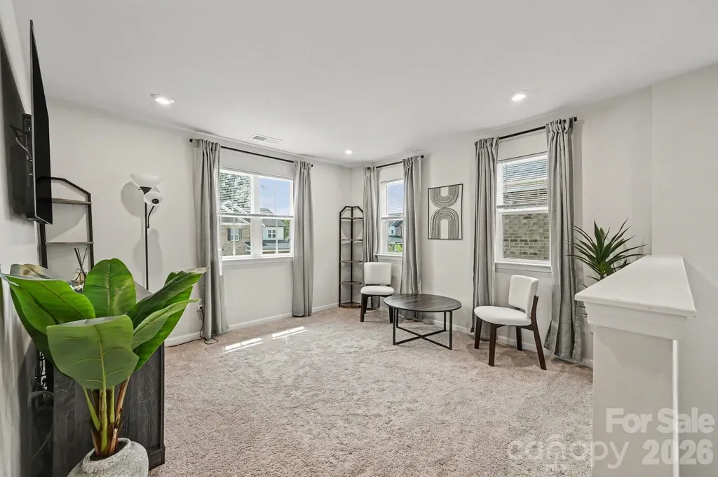 8230 Franklin Trail Street Charlotte NC 28227