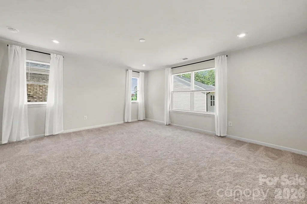 8230 Franklin Trail Street Charlotte NC 28227
