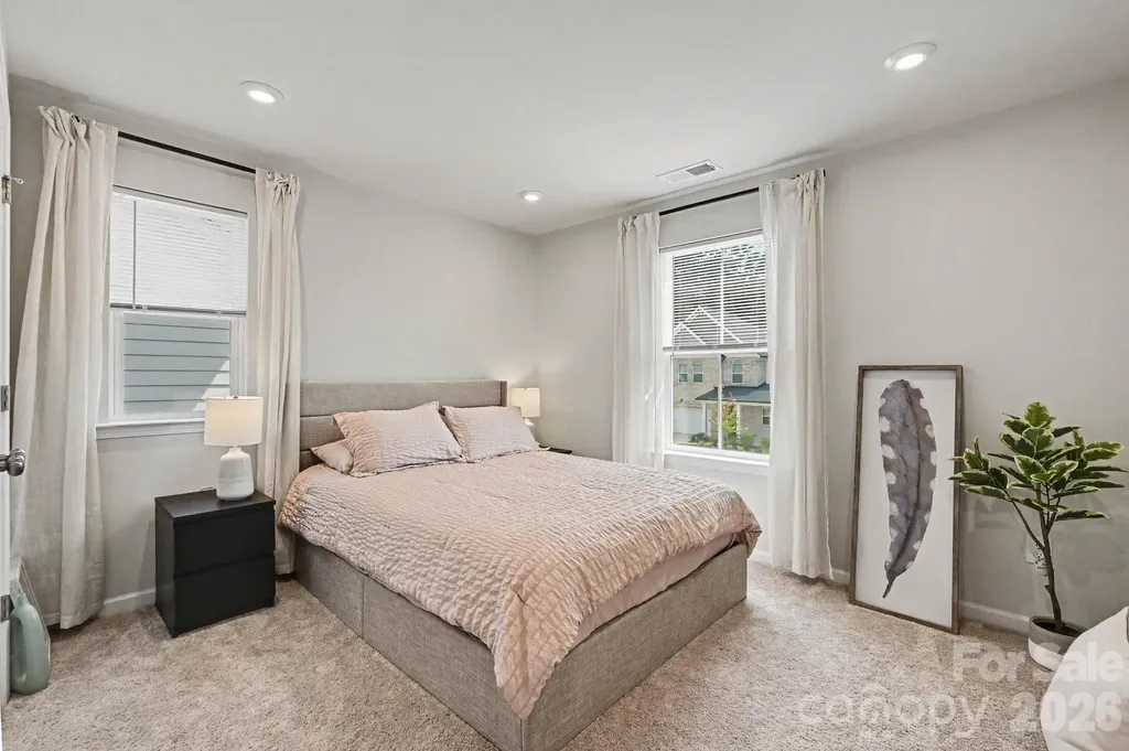 8230 Franklin Trail Street Charlotte NC 28227
