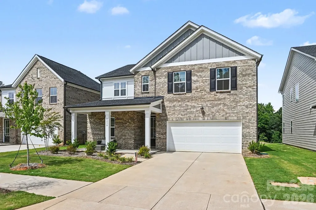 8230 Franklin Trail Street Charlotte NC 28227