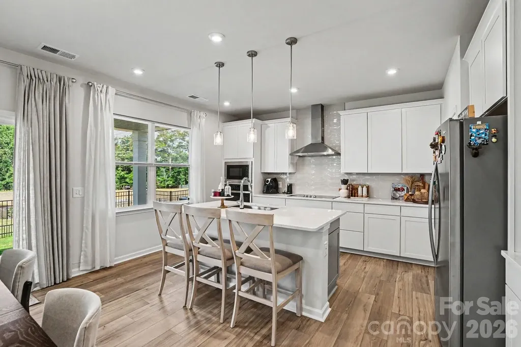 8230 Franklin Trail Street Charlotte NC 28227