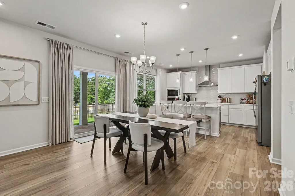 8230 Franklin Trail Street Charlotte NC 28227