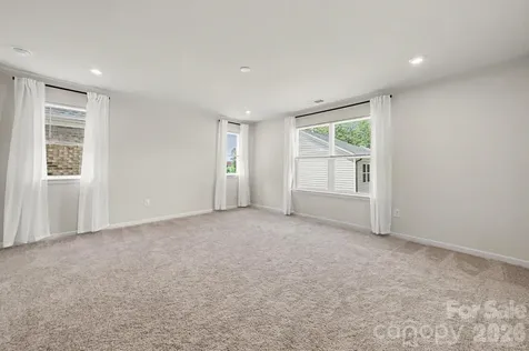 8230 Franklin Trail Street Charlotte NC 28227