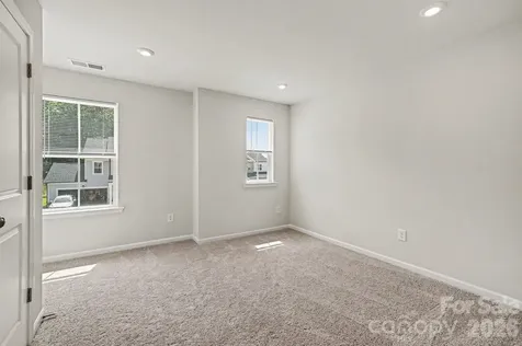 8230 Franklin Trail Street Charlotte NC 28227