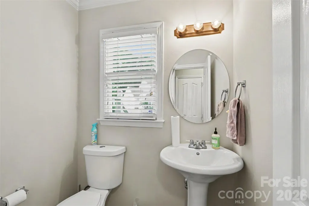 8606 Fox Chase Lane Charlotte NC 28269