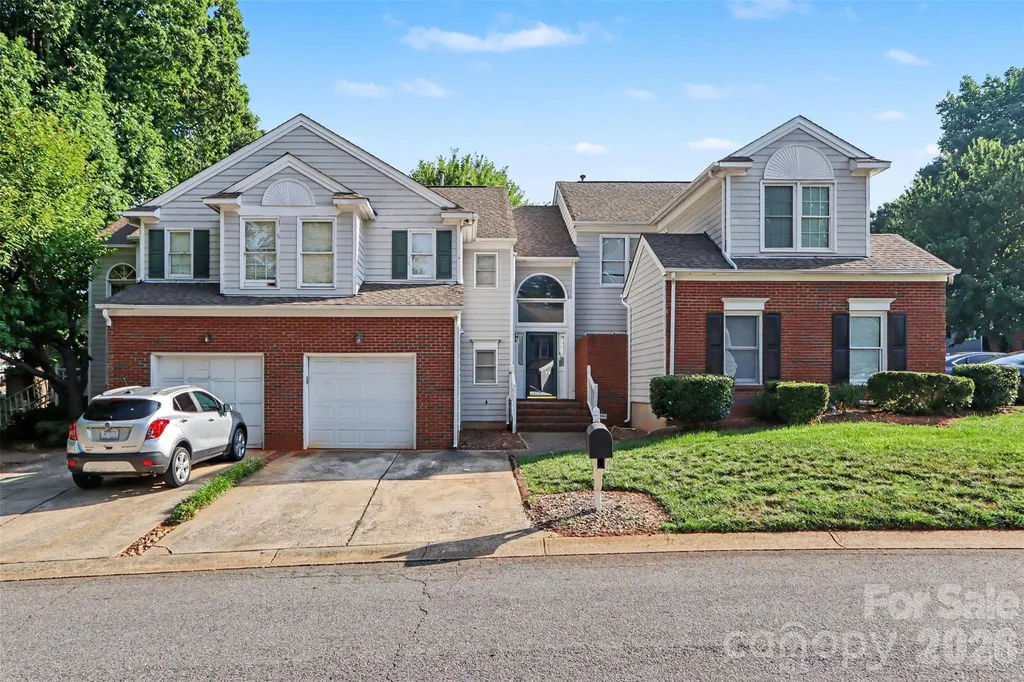 8606 Fox Chase Lane Charlotte NC 28269