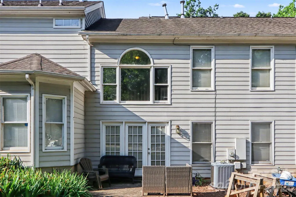 8606 Fox Chase Lane Charlotte NC 28269