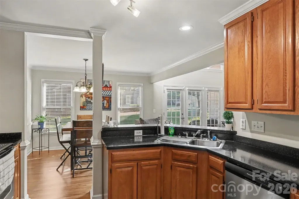 8606 Fox Chase Lane Charlotte NC 28269