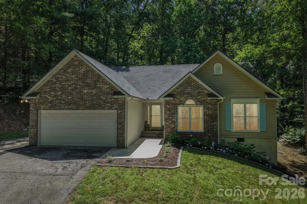 401 Heather Marie Drive Hendersonville NC 28792