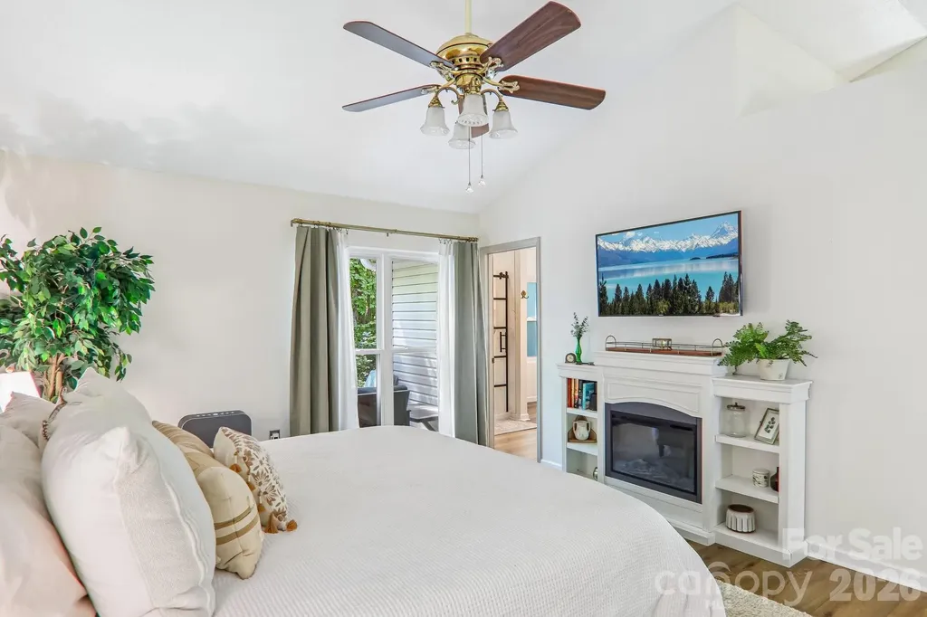 401 Heather Marie Drive Hendersonville NC 28792