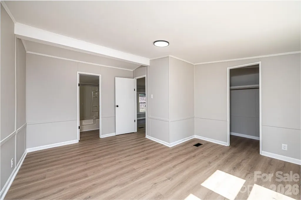 1143 Cheyenne Oaks Drive Claremont NC 28610
