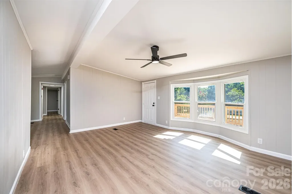 1143 Cheyenne Oaks Drive Claremont NC 28610