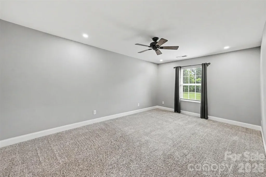 1001 Noles Drive Mount Holly NC 28120