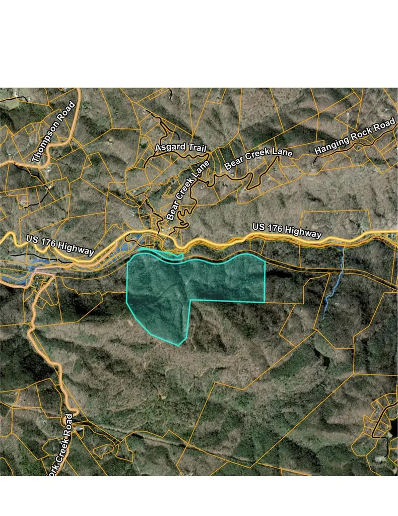 75 Fork Creek Road Saluda NC 28773