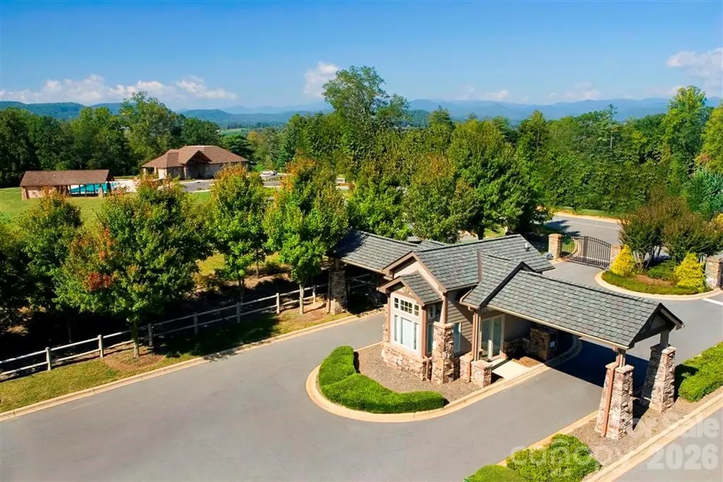 Lot #12 Cummings Cove Parkway Hendersonville NC 28739