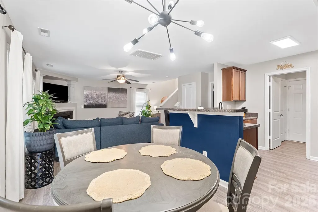835 Rook Road Charlotte NC 28216