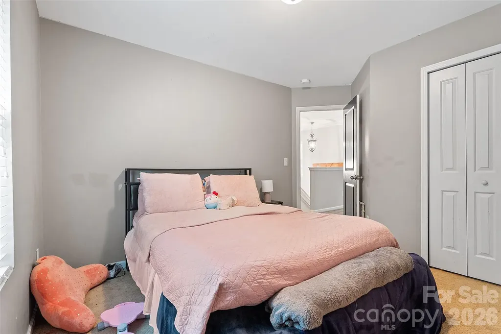 835 Rook Road Charlotte NC 28216