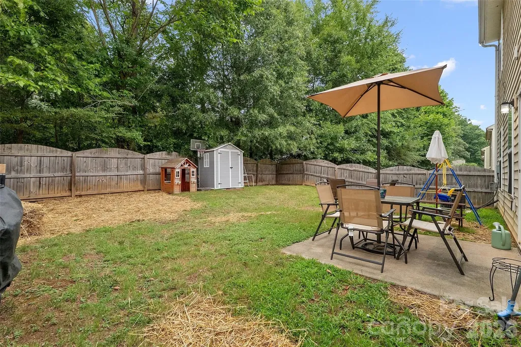 835 Rook Road Charlotte NC 28216