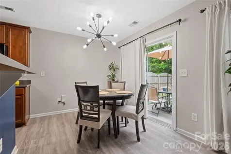 835 Rook Road Charlotte NC 28216