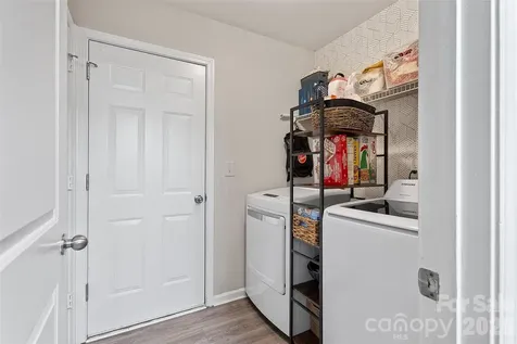 835 Rook Road Charlotte NC 28216