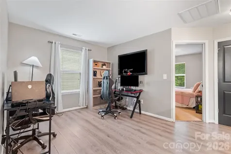835 Rook Road Charlotte NC 28216