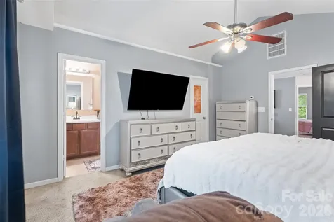 835 Rook Road Charlotte NC 28216