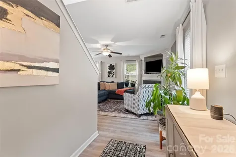 835 Rook Road Charlotte NC 28216