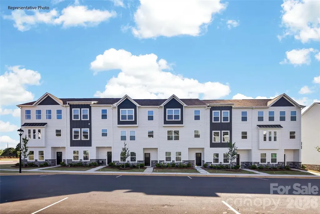 Mooresville NC, 146 E Towhee Branch Place, Unit TWNH B
