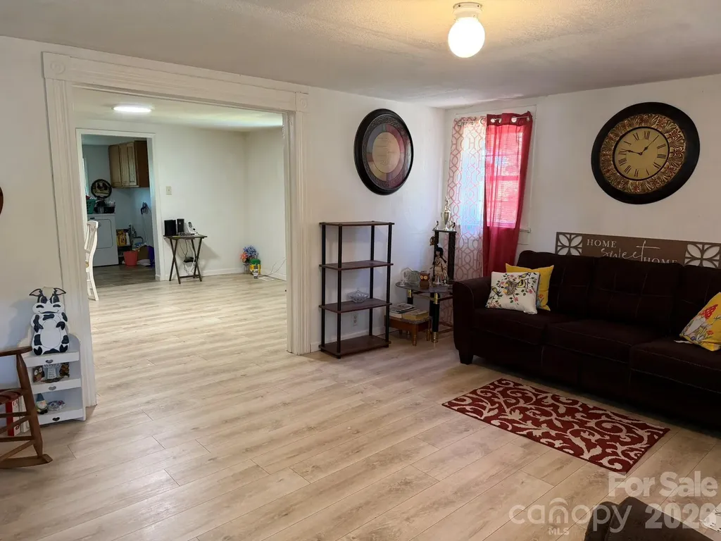 304 Main Avenue W Hildebran NC 28637