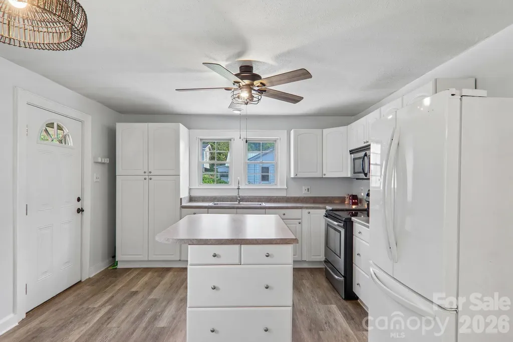 120 Caring Place Loop Clyde NC 28721