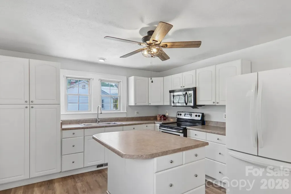 120 Caring Place Loop Clyde NC 28721