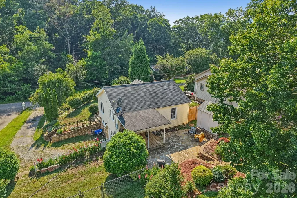 120 Caring Place Loop Clyde NC 28721