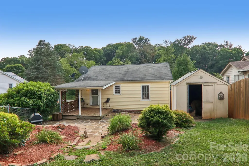 120 Caring Place Loop Clyde NC 28721