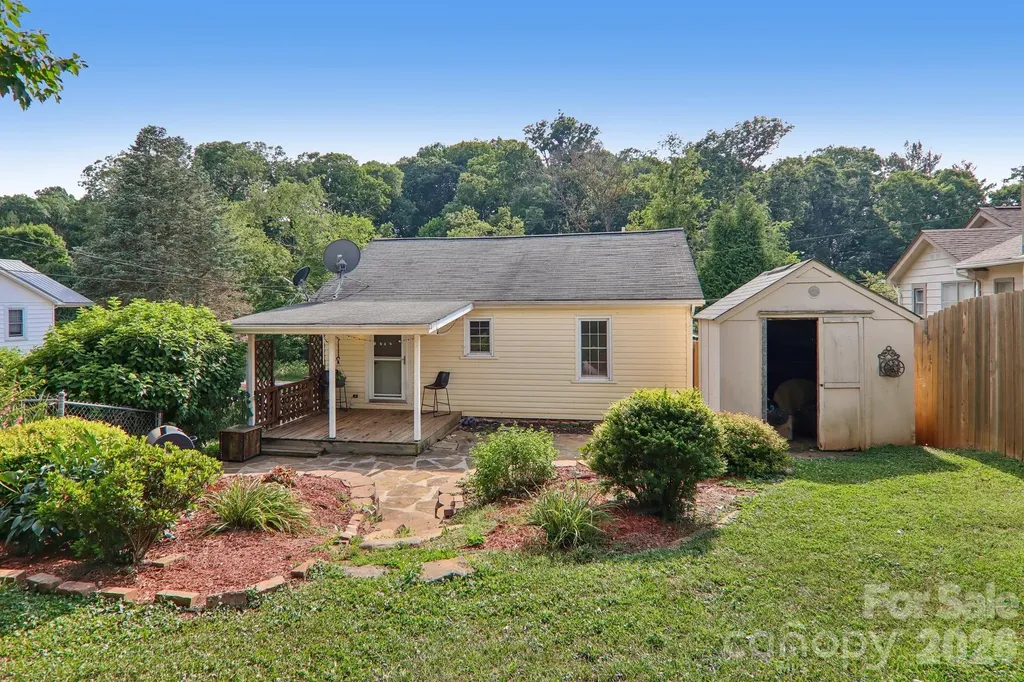 120 Caring Place Loop Clyde NC 28721