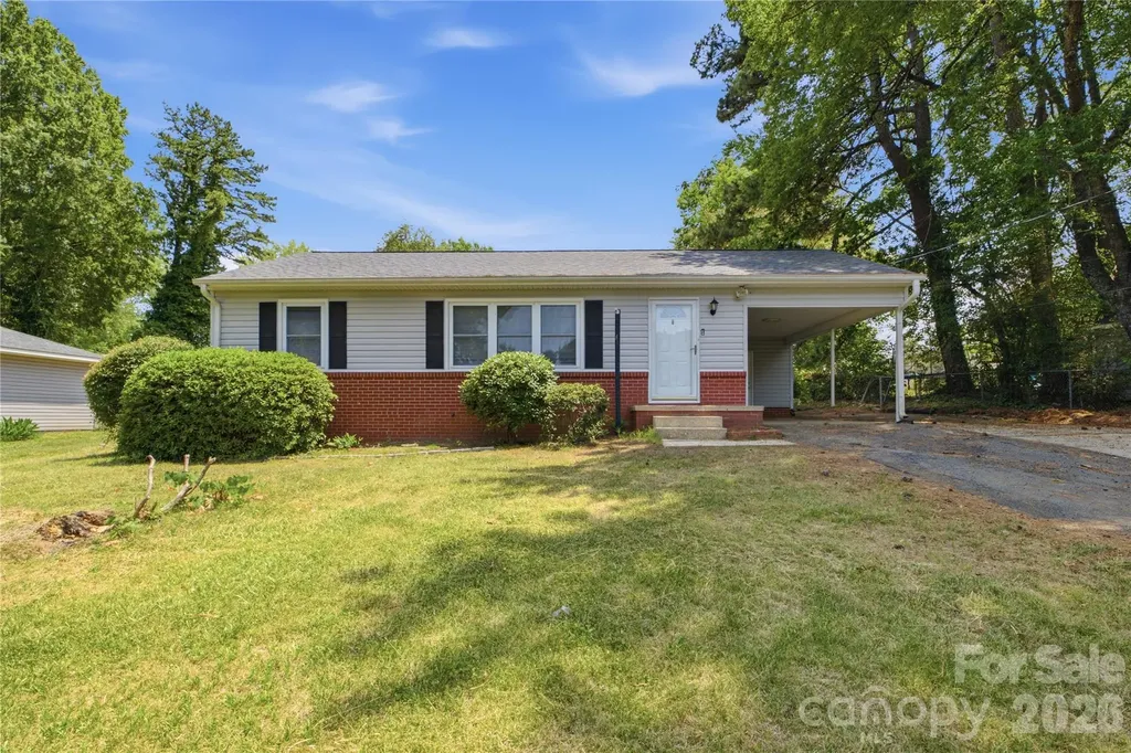 1323 Meadowbrook Circle Salisbury NC 28144