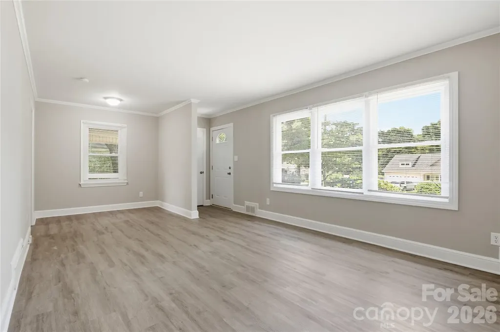 1323 Meadowbrook Circle Salisbury NC 28144