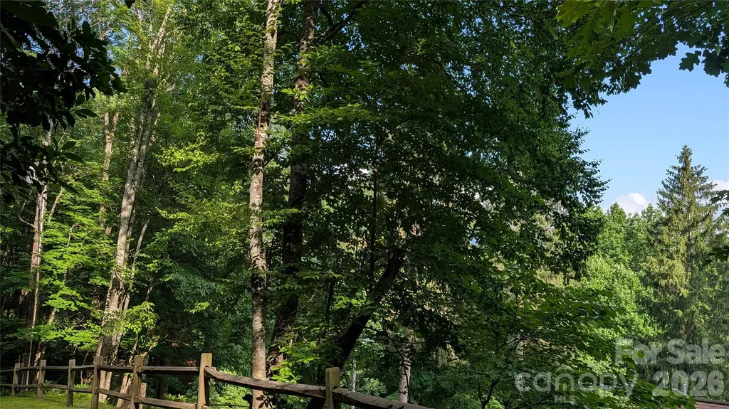 00 Chestnut Walk Waynesville NC 28786