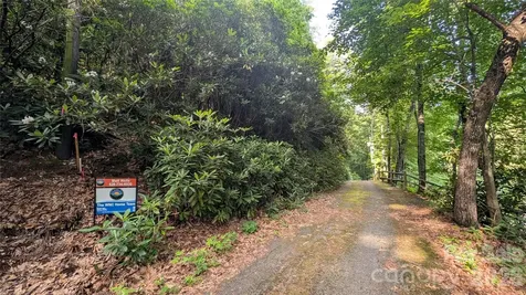 00 Chestnut Walk Waynesville NC 28786